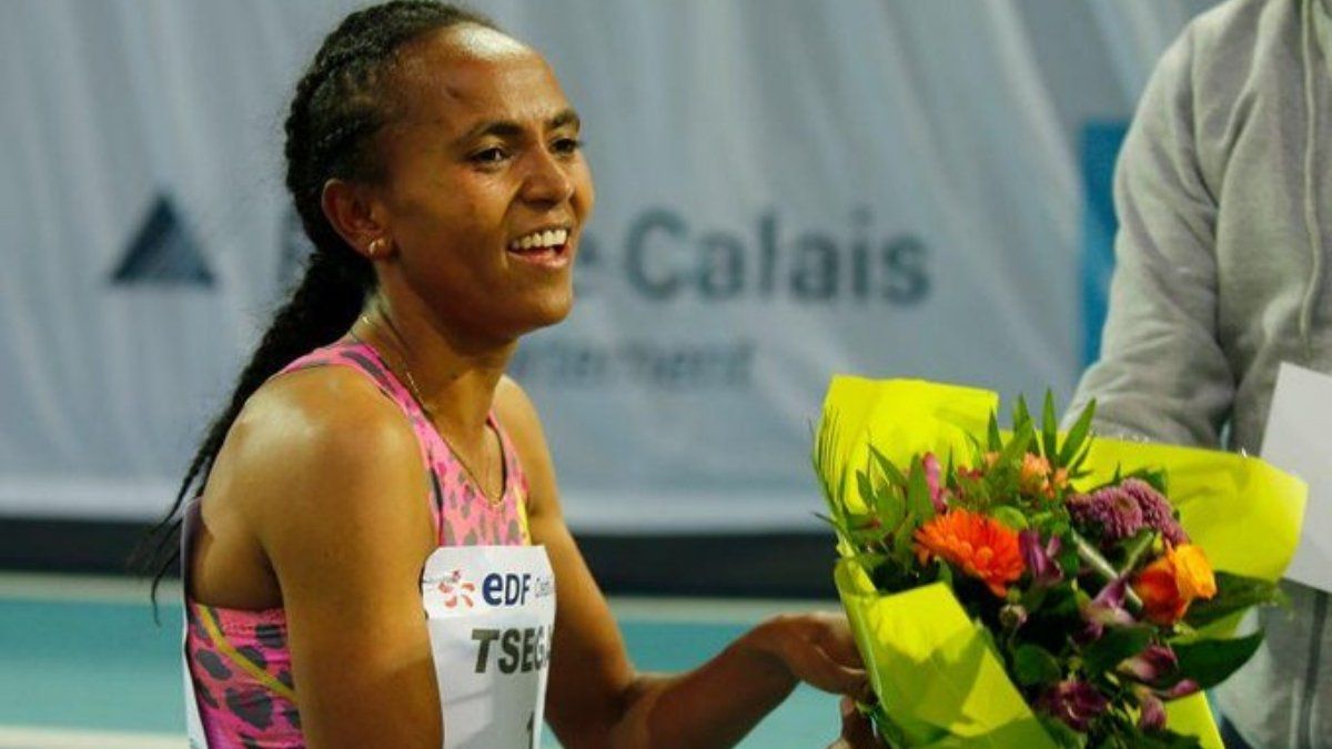 Ethiopias Gudaf Tsegay set a new 1500 m indoor world record - Digpu