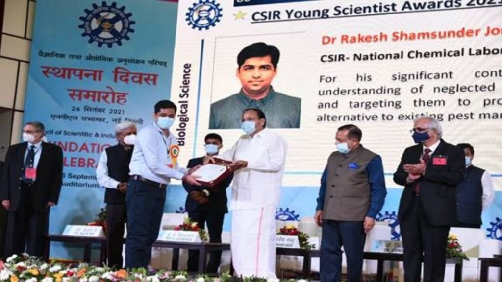 Union Minister Dr. Jitendra Singh asks CSIR and all the Science Departments to explore S&T innovations needed in the next ten years to make India globally competitive