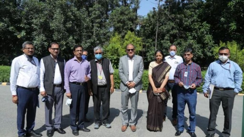 Secretary Telecom Shri K. Rajaraman visits C-DOT; Inaugurates futuristic Quantum Communication Lab