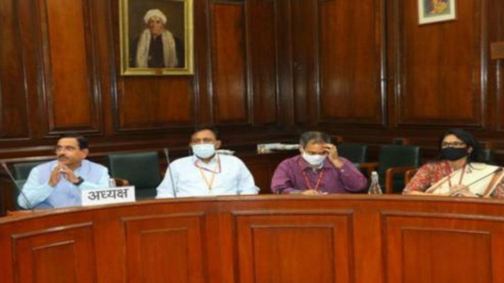 Shri Pralhad Joshi Chairs Consultative Committee Meeting on Jharia Coalfield Master Plan