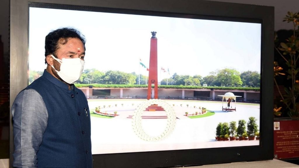Shri G Kishan Reddy attends the Retreat Ceremony at National War Memorial and pays tribute to the martyrs