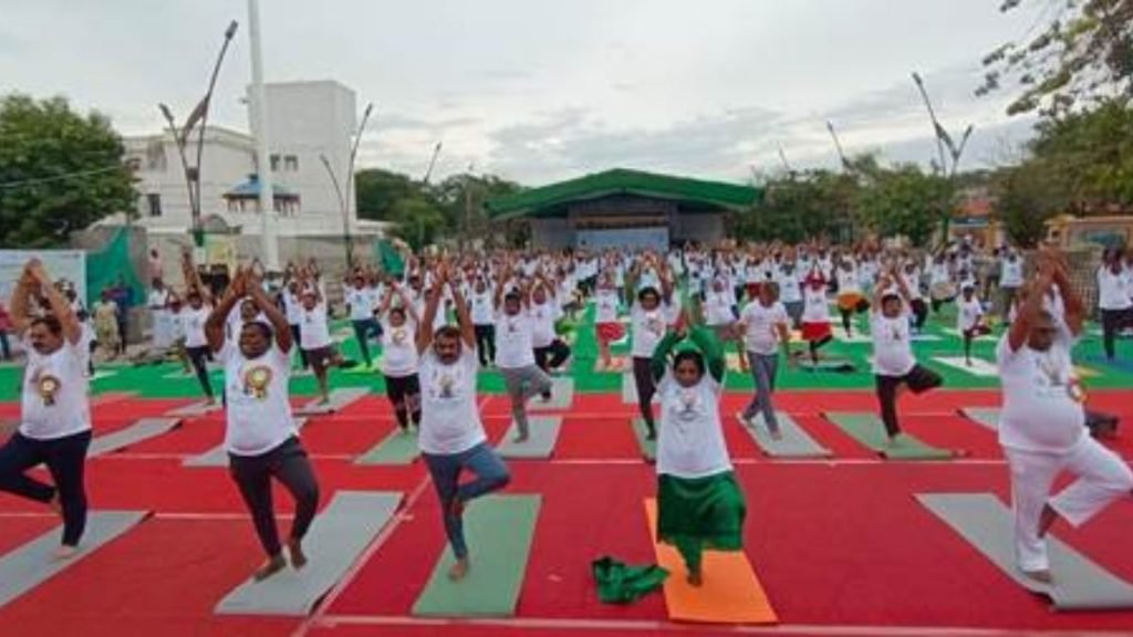 Dr L Murugan participates in International Day of Yoga 2022 celebrations at Gandhi Thidal, Puducherry